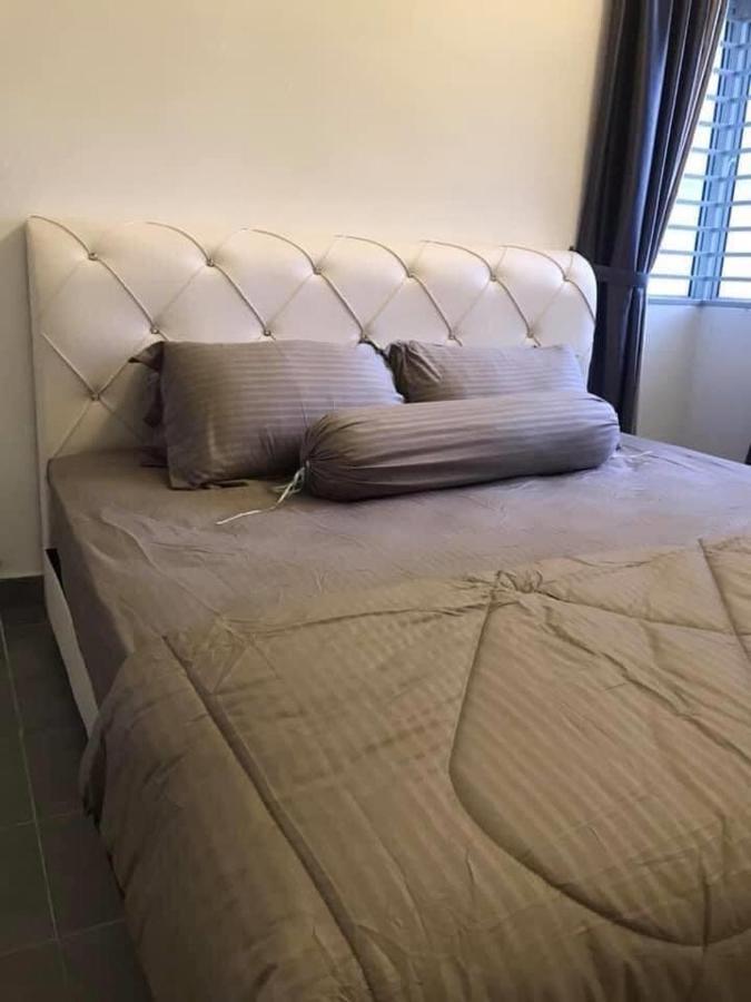 Sofiamuslim Homestay Putrajaya- Near Alamanda Mall & Federal Government Administrative Centre Kompleks Abcdef Exterior photo