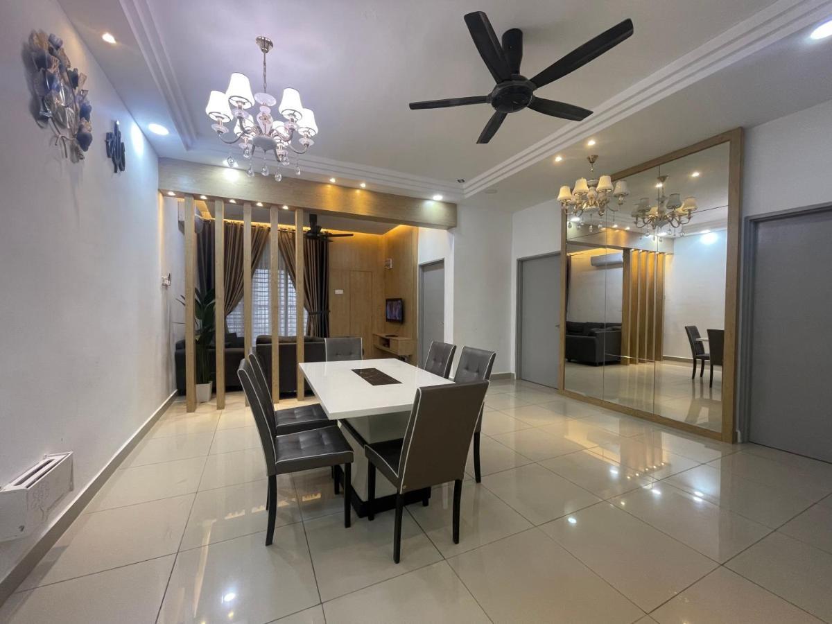 Sofiamuslim Homestay Putrajaya- Near Alamanda Mall & Federal Government Administrative Centre Kompleks Abcdef Exterior photo